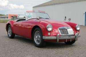 Imagen 8/77 de MG MGA 1500 (1959)