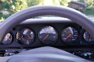 Bild 9/17 von Porsche 911 Carrera (1998)