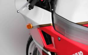 Image 70/95 of Bimota YB6 (1990)