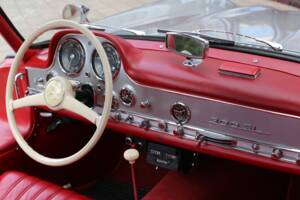Image 27/37 of Mercedes-Benz 300 SL "Gullwing" (1954)