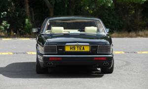 Image 6/21 of Daimler XJ 6 4.0 (1990)