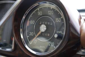 Bild 8/18 von Mercedes-Benz 300 SE (1965)