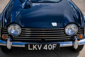 Image 17/31 of Triumph TR 5 PI (1968)