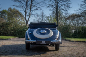 Image 3/32 of BMW 327 (1938)