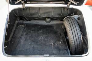 Image 23/25 of Mercedes-Benz 190 SL (1958)