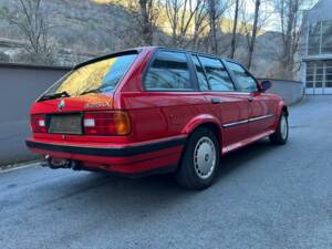 Bild 2/108 von BMW 325ix (1989)