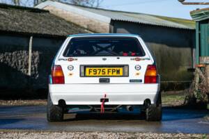 Afbeelding 6/50 van Lancia Delta HF Integrale Evoluzione I "Martini 5" (1989)