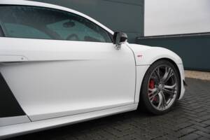 Bild 47/50 von Audi R8 GT (2011)