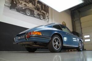 Bild 32/50 von Porsche 911 2.2 T (1970)