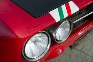 Bild 19/50 von Alfa Romeo 2000 GT Veloce (1973)