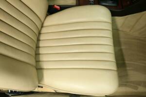 Image 23/30 of Mercedes-Benz 280 CE (1984)