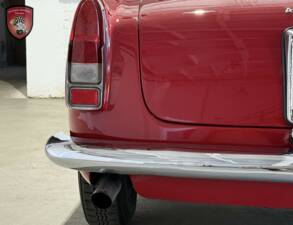 Bild 61/76 von Alfa Romeo 2600 Spider (1964)