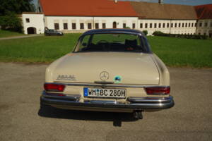 Afbeelding 17/73 van Mercedes-Benz 280 SE (1969)