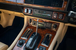Image 8/11 of Jaguar XJS 5.3 V12 (1990)