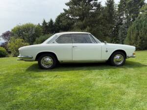 Image 4/16 of BMW 3200 CS (1965)
