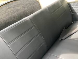 Afbeelding 21/31 van Volkswagen Beetle 1302 S "Weltmeister" (1972)
