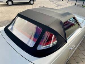 Image 5/23 de Mercedes-Benz 280 SL (1977)