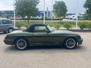 Bild 13/41 von MG RV8 (1994)
