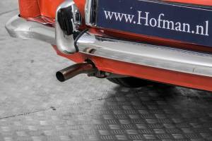 Bild 34/50 von MG MGB GT (1975)