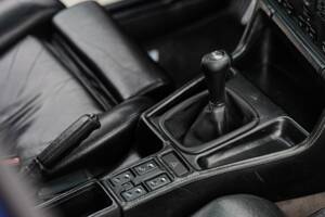 Immagine 56/74 di BMW M5 (1992)