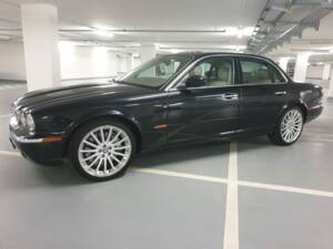 Bild 2/17 von Jaguar XJR Super V8 (2003)