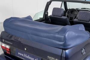 Afbeelding 39/50 van Volkswagen Golf I Cabrio 1.8 (1992)