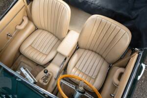 Image 38/48 de Jaguar Type E 4.2 (1965)