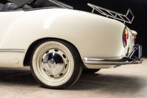 Immagine 13/54 di Volkswagen Karmann Ghia 1500 (1968)