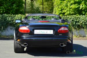 Afbeelding 16/50 van Jaguar XKR (2000)