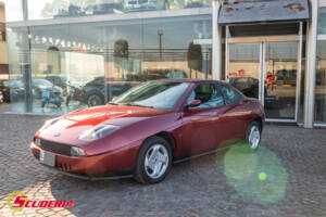 Image 2/29 de FIAT Coupé 2.0 16V (1996)
