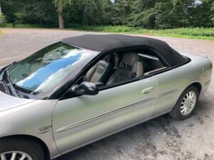 Image 9/21 of Chrysler Sebring 2.7 V6 (2001)