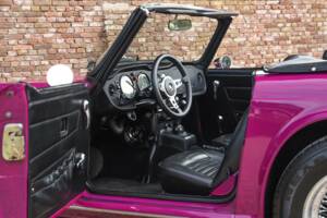Bild 40/50 von Triumph TR 6 (1974)