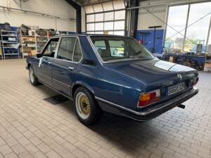 Afbeelding 4/28 van BMW 528 (1976)