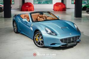 Image 4/25 of Ferrari California 30 (2012)