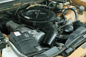 Image 48/50 de Mercedes-Benz 350 SE (1973)
