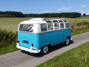 Volkswagen Type 2 T1 "Microbus Deluxe" 1964
