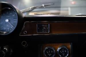 Image 21/27 of Alfa Romeo 1750 GT Veloce (1970)