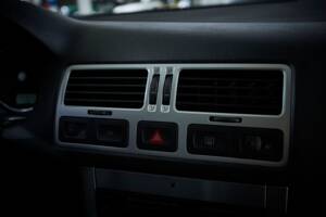 Bild 57/100 von Volkswagen Golf IV 3.2 R32 (2002)