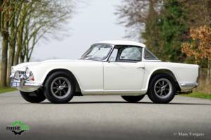 Afbeelding 23/66 van Triumph TR 4 (1963)