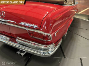 Bild 21/40 von Mercedes-Benz 280 SE (1969)