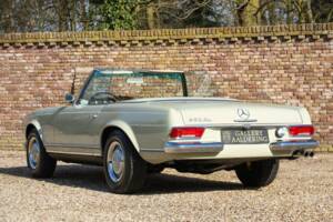 Bild 2/50 von Mercedes-Benz 230 SL (1967)