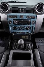 Image 17/34 of Land Rover Defender 90 Heritage (2007)