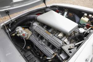 Bild 50/50 von Aston Martin V8 (1974)