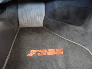 Afbeelding 5/41 van Ferrari F 355 Berlinetta (1995)