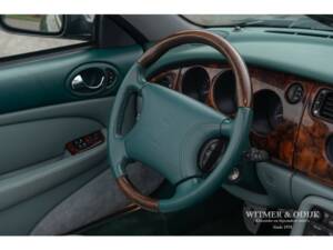 Bild 15/33 von Jaguar XKR (1999)