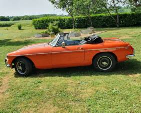 Bild 2/8 von MG MGB Lightweight Rennwagen (1972)