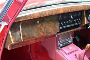 Bild 31/50 von Jaguar Mk II 2.4 (1961)
