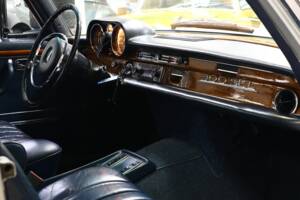 Imagen 34/38 de Mercedes-Benz 300 SEL 3.5 (1970)