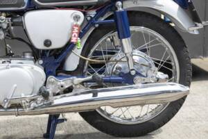 Image 31/39 of Honda CB 72 (1960)