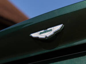 Imagen 63/80 de Aston Martin V8 Coupé (1996)